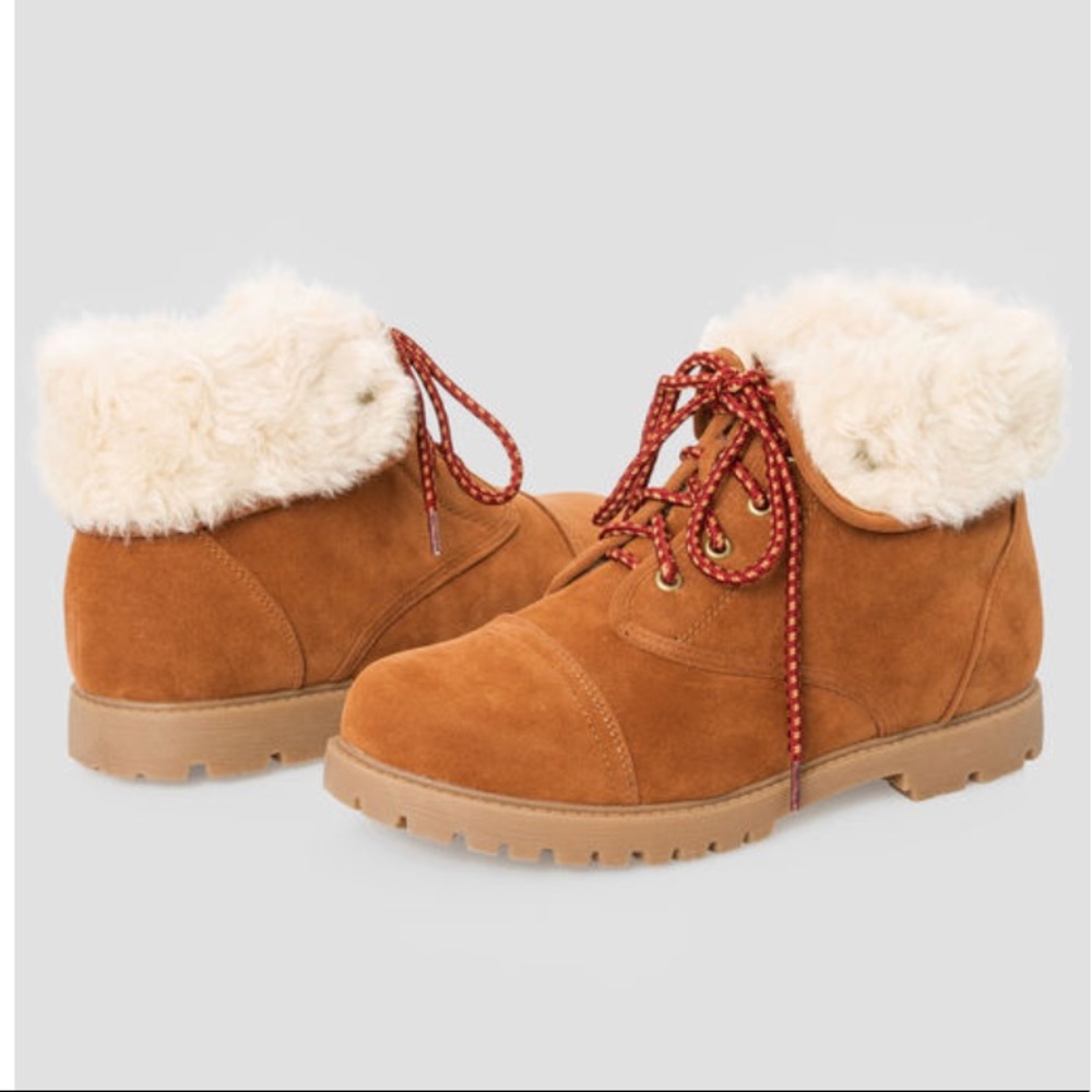 Ashley Stewart Fur Lined Ankle Boot. NIB. NIB